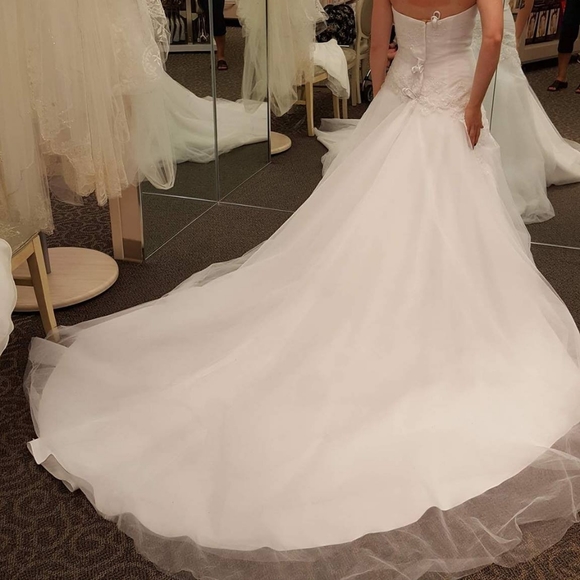 NWT David's Bridal Wedding Dress - Picture 2 of 5